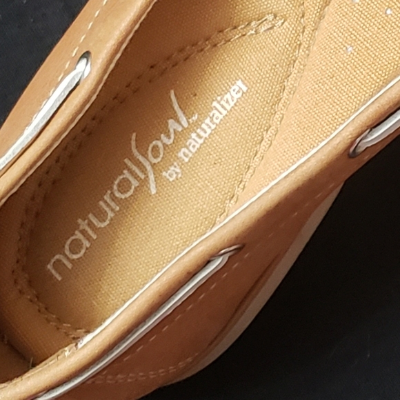 Shoes - Picture 3 of 4